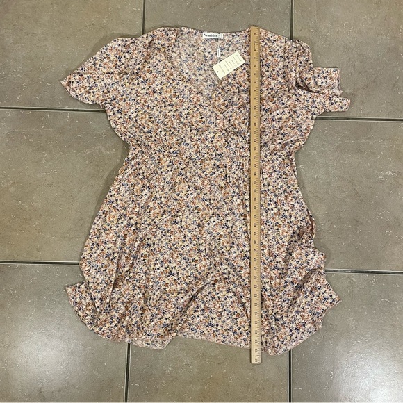 NEW Nemidor Size US 22 V-Neck Boho Swing Wrap Dress Pockets Coral Pink Floral - Picture 8 of 8